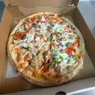 Deluxe Special Pizza