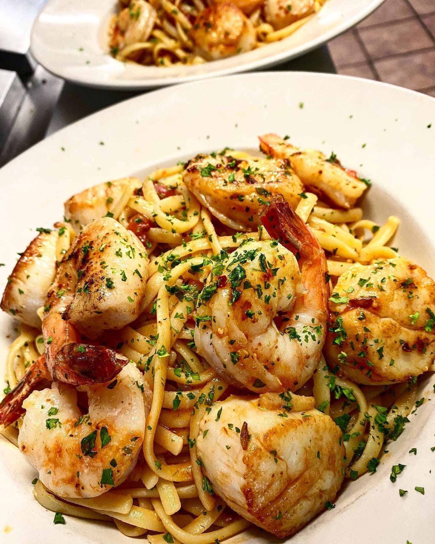 Shrimp & Scallop Scampi.