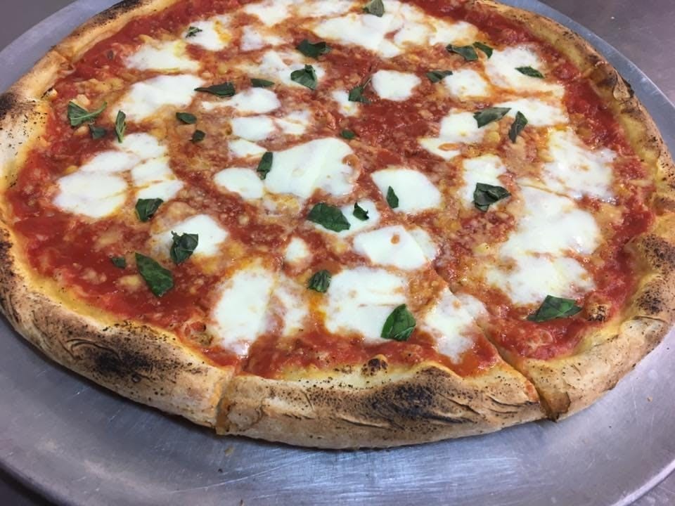 Margherita Pizza.